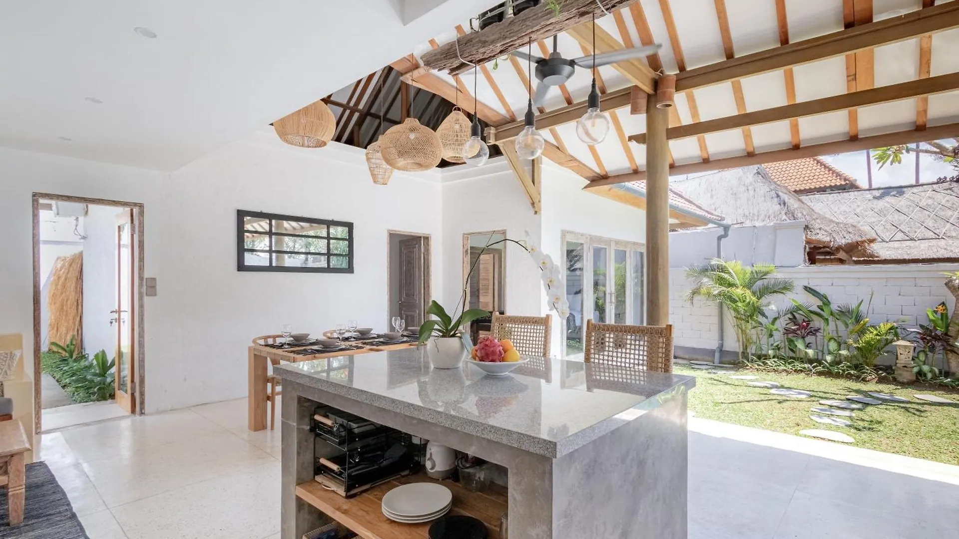 Sae Villa - Private Escape Near Seminyak Индонезия
